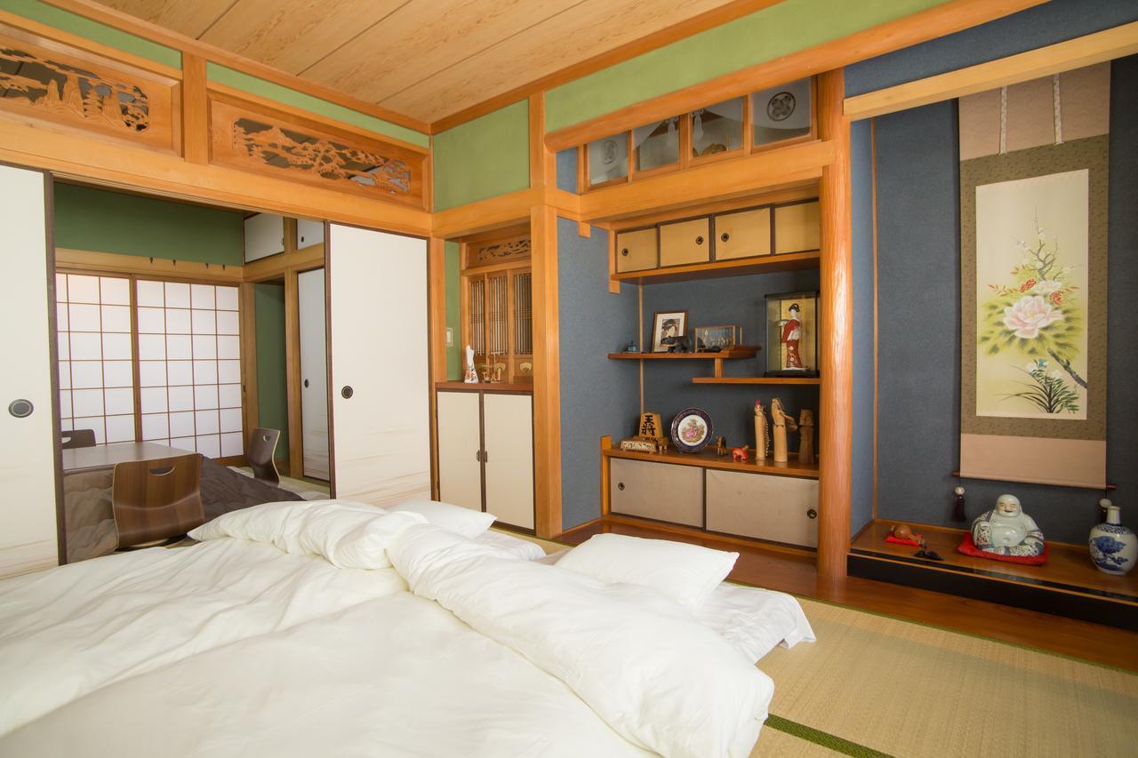 Guest House Dougo-Yado Matsuyama  Eksteriør billede